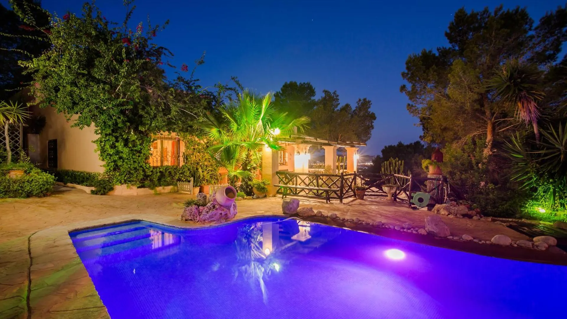 Villa De Montana Gran Piscina Sant Jordi de ses Salines Сasa de vacaciones